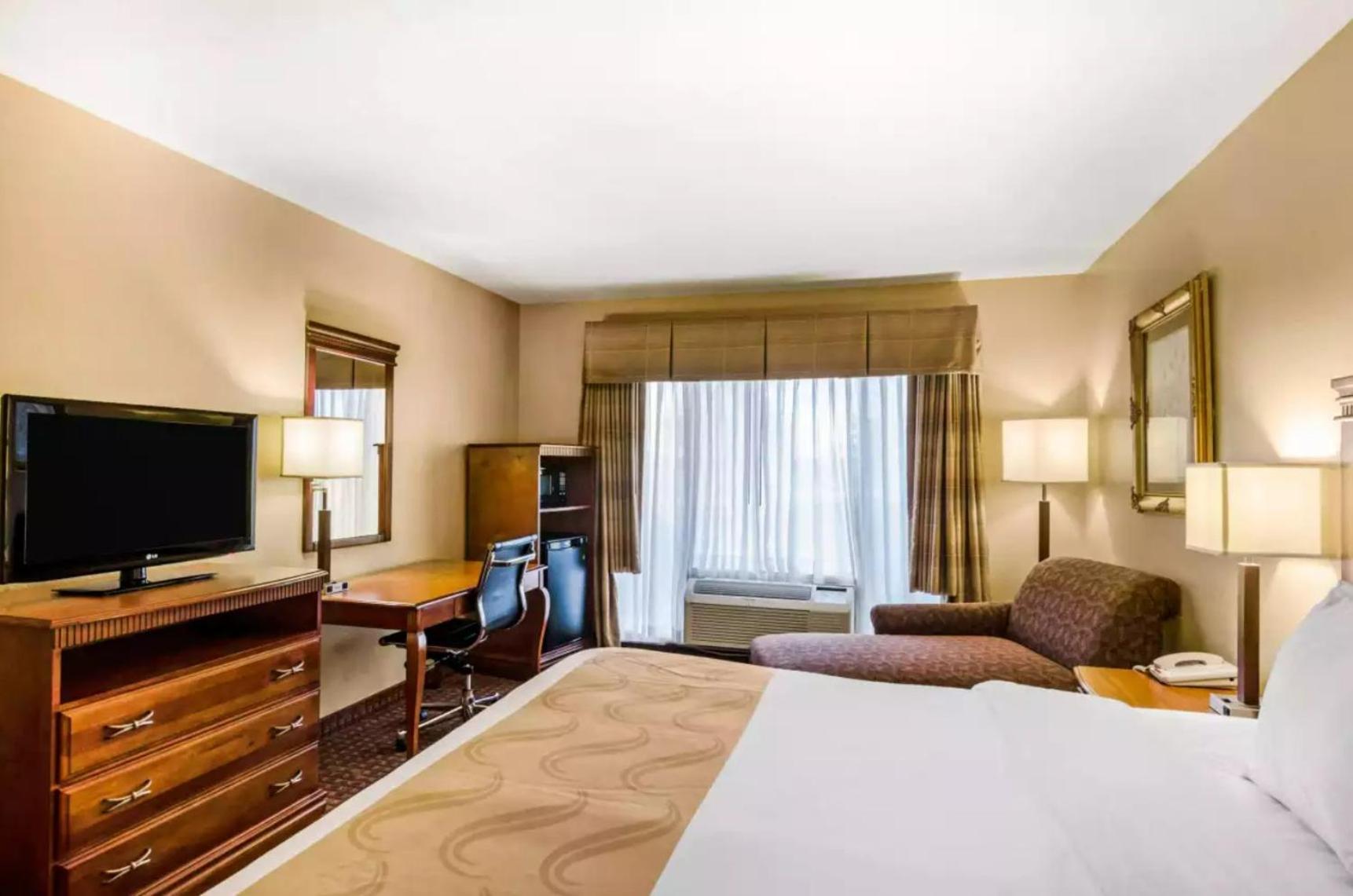 Precious Hotel كارثج المظهر الخارجي الصورة